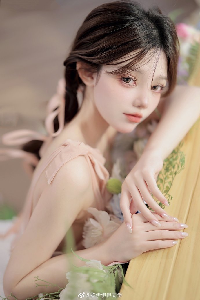 热辣滚烫 海报